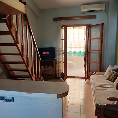 Golden Vacations At 2