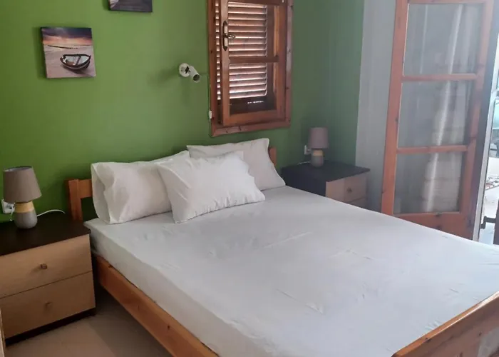 Golden Vacations At 2 Appartement Pefkochori