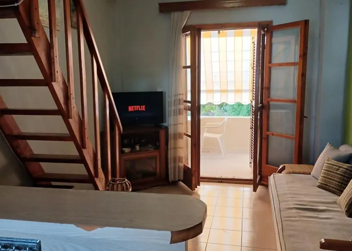 Golden Vacations At 2